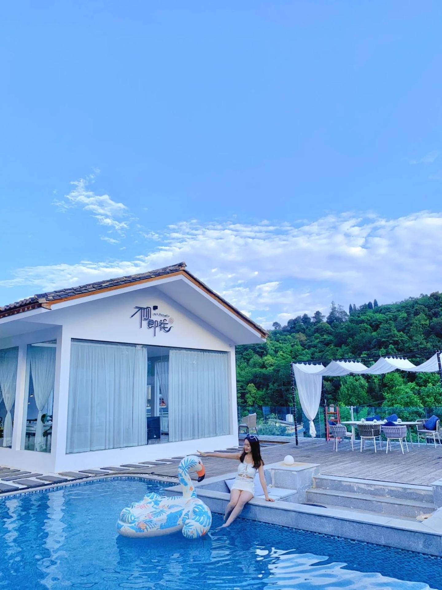 No Flowers Boutique Hostel Côn Minh Ngoại thất bức ảnh