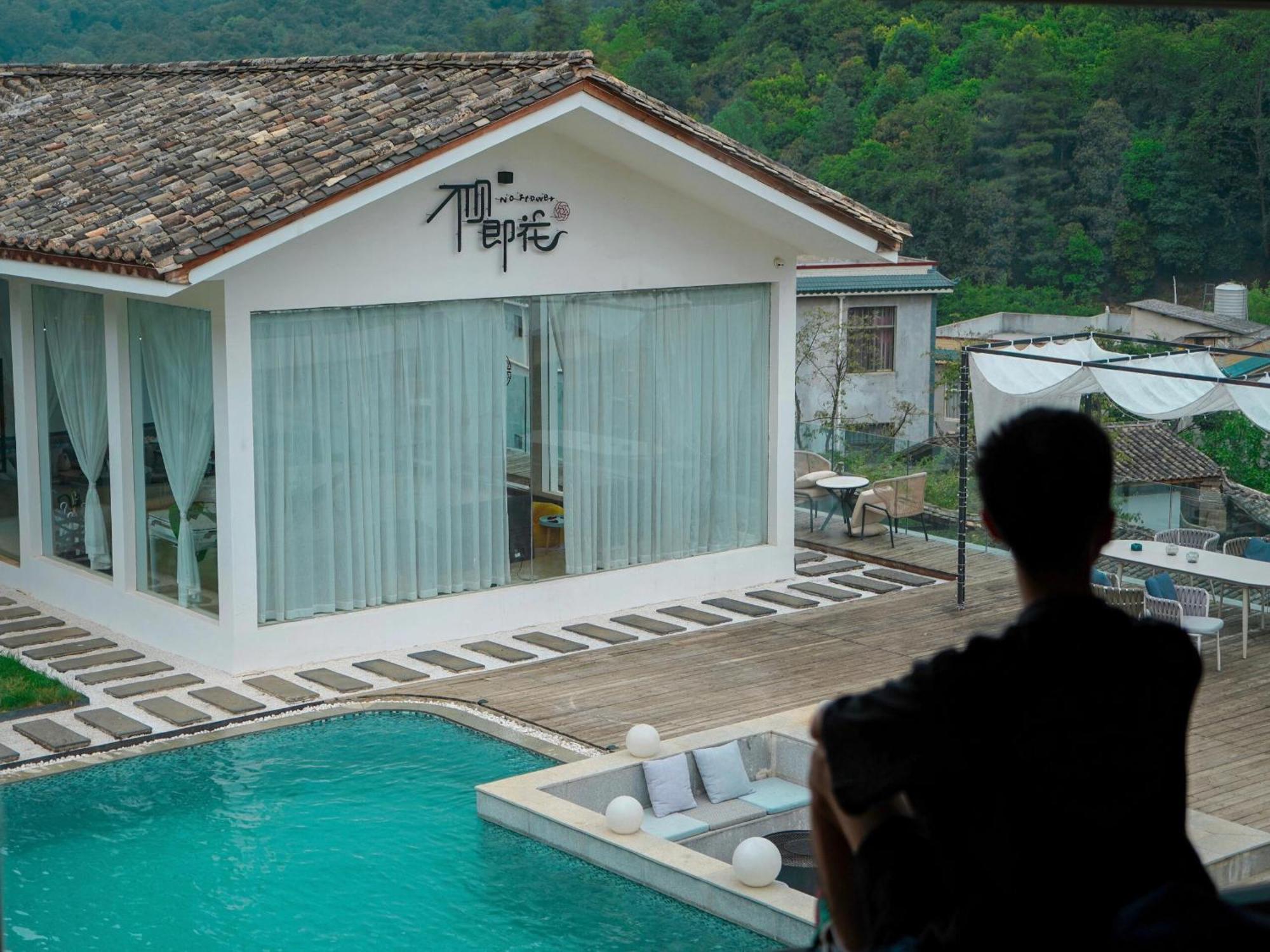 No Flowers Boutique Hostel Côn Minh Ngoại thất bức ảnh